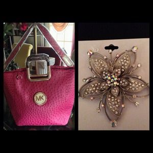 Bundle👛MK Handbag and Brooch👛