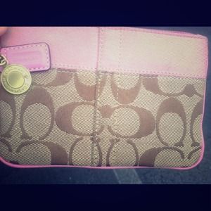 Pink Coach Wrislet