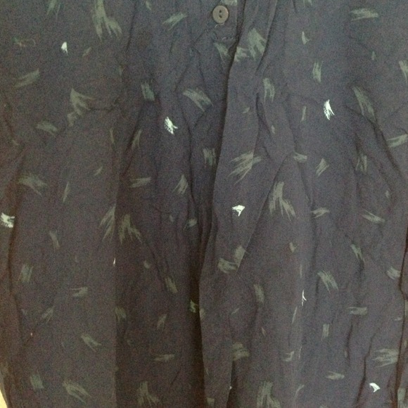 Blue tee - Picture 2 of 3
