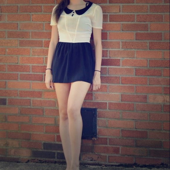 Urban Outfitters: cute collared dress