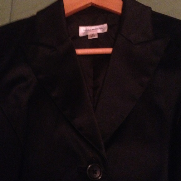 Black jacket - Picture 2 of 2