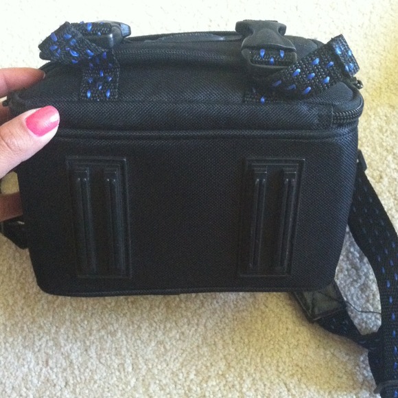 SOLD Digital camera case - Picture 4 of 4