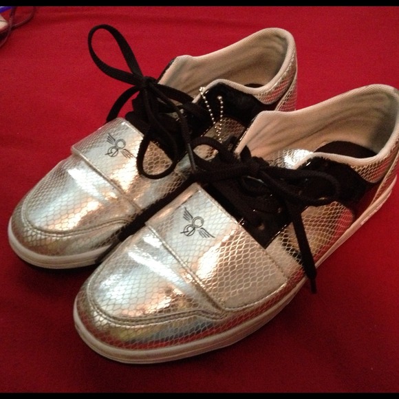 Creative rec. shoes - Picture 1 of 2