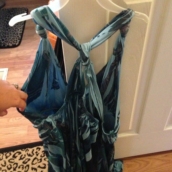 ⭐ Summer Dress ⭐ - Picture 2 of 3