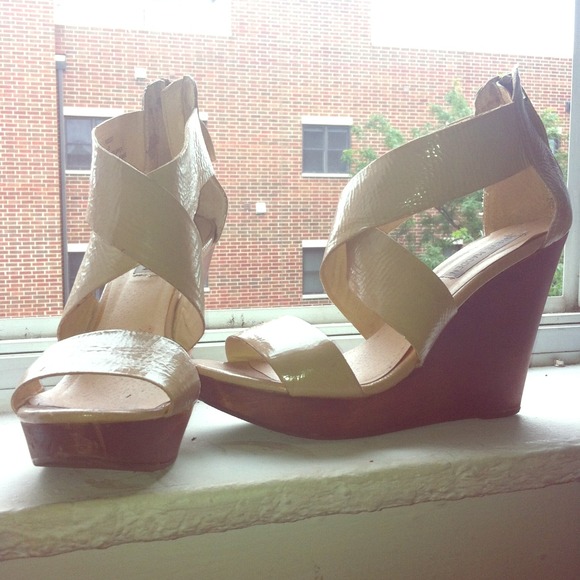 Steve Madden Wedges 8.5