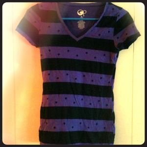 Op Purple/Black w/Stars Stripe V-Neck Shirt