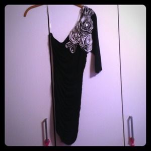 One shoulder black dress