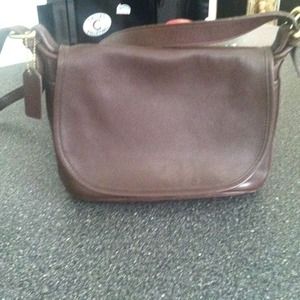 REDUCED! AUTHENTIC Vintage COACH cross body bag!