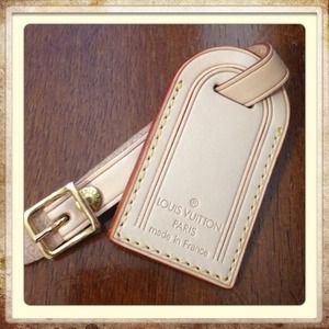 Brand new Authentic LV tag