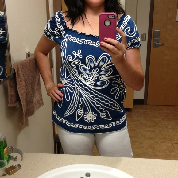 Cute detailed shirt!