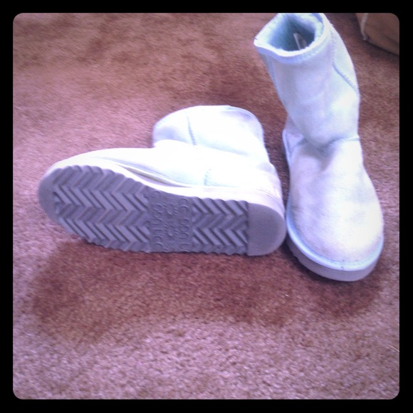 Classic short women's UGG W9