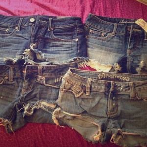 4 pairs of cute summer shorts!