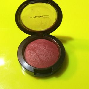 New Mac blush