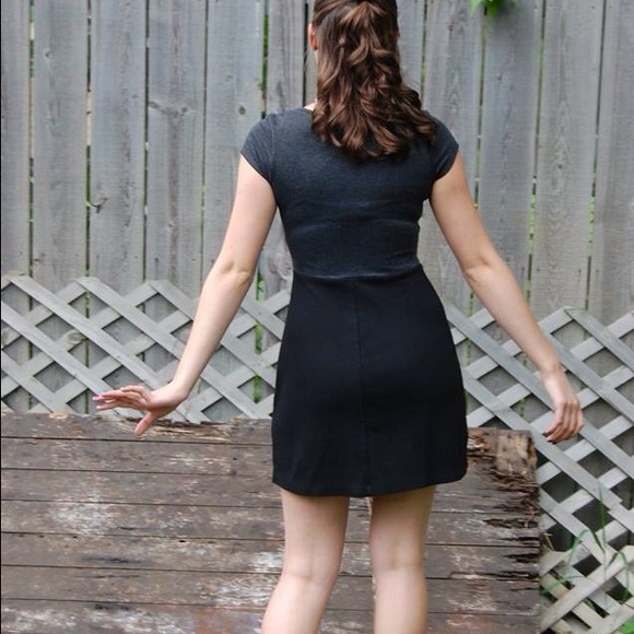 πSOLD IN BUNDLE!π Black & Grey Ruffle Dress! - Picture 2 of 4