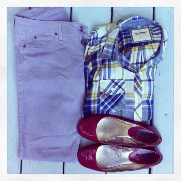 🎉HOST PICK🎉 Chic & Oh So Classic Button Down - Picture 1 of 4
