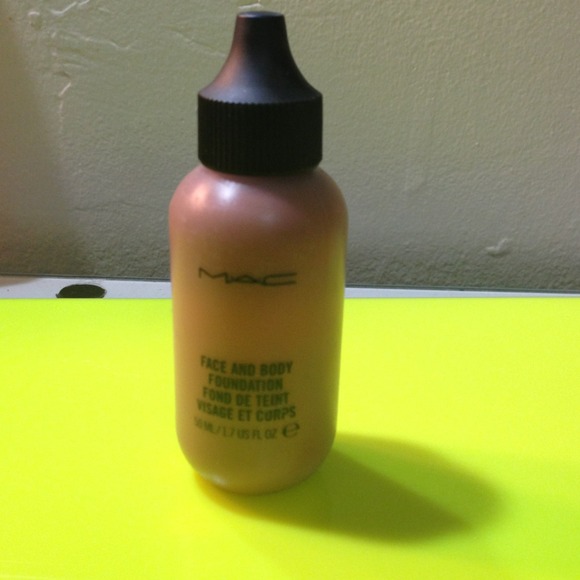 Mac face and body