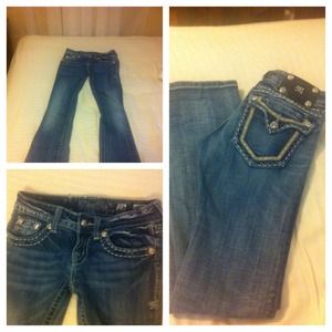 Size 24 miss mes! Great condition.