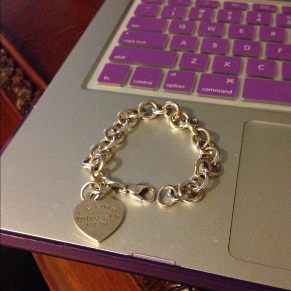 authentic t&c bracelet!
