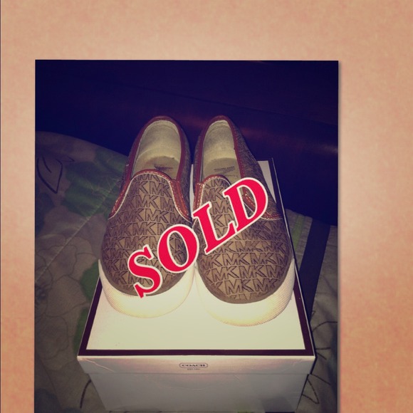 💯Authentic Michael Kors sneakers