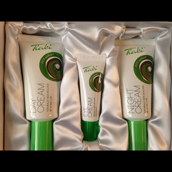 Want 2look good?  A brand new beauty essentials.