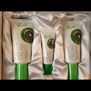 Want 2look good?  A brand new beauty essentials.