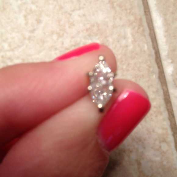 WILL TRADE GREAT DEAL 1/2 carat marquis diamond
