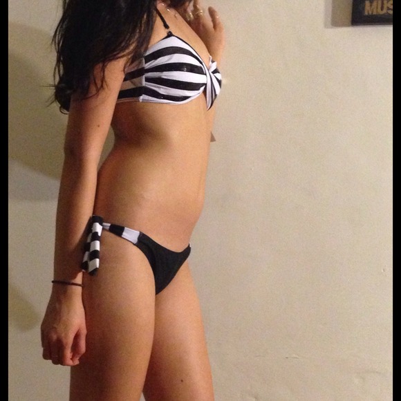 Swimsuit - Picture 2 of 3