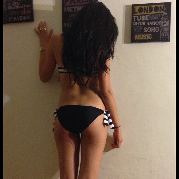 Swimsuit - Picture 3 of 3