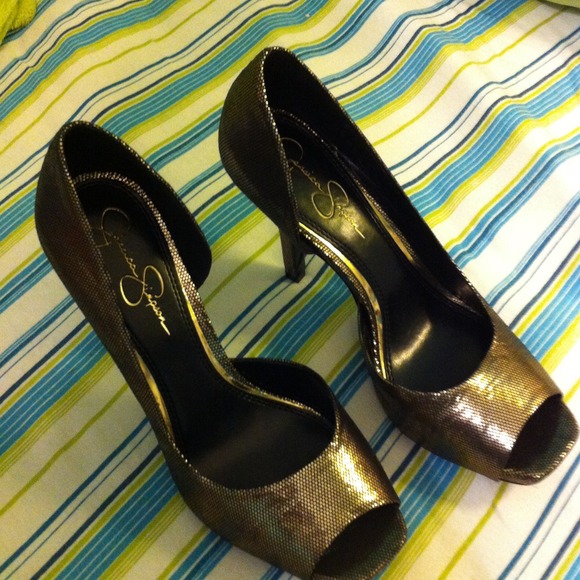 Jessica Simpson snakeskin heels