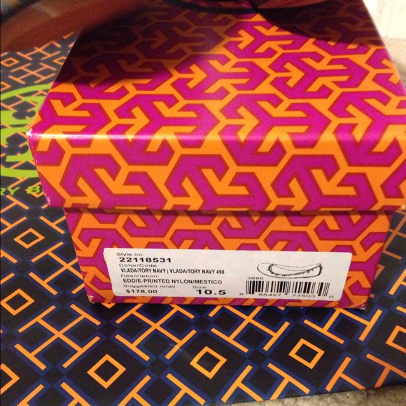 ✋Sold✋Authentic tory burch Eddie flats - Picture 4 of 4