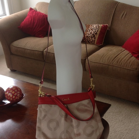 New Coach cross body  bag - Picture 2 of 3