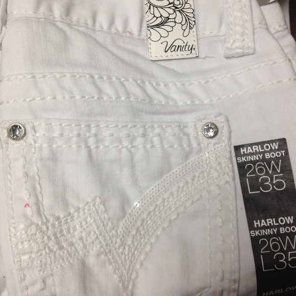 🎉 White Skinny Boot Jeans