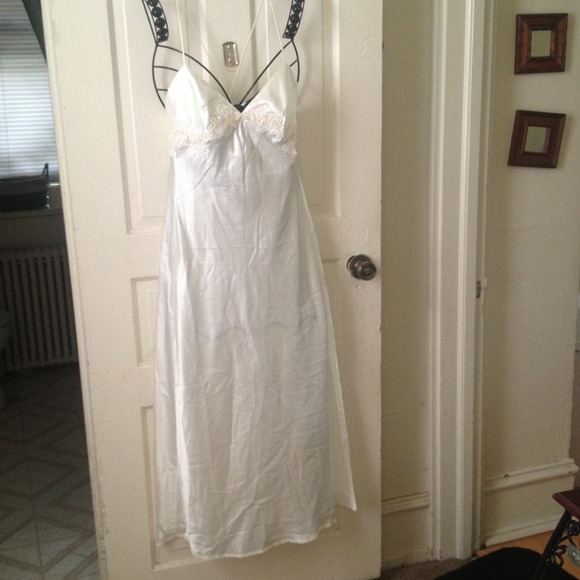 Vic nightie