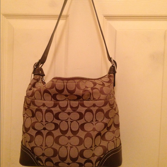 Coach shoulder bag