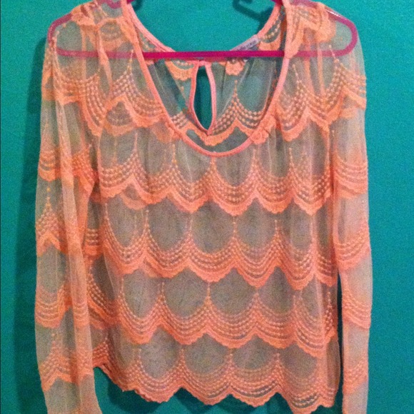 🔅🔆🔅🔆Sheer boho top 🔅🔆🔅🔆