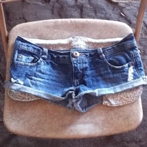 Short shorts