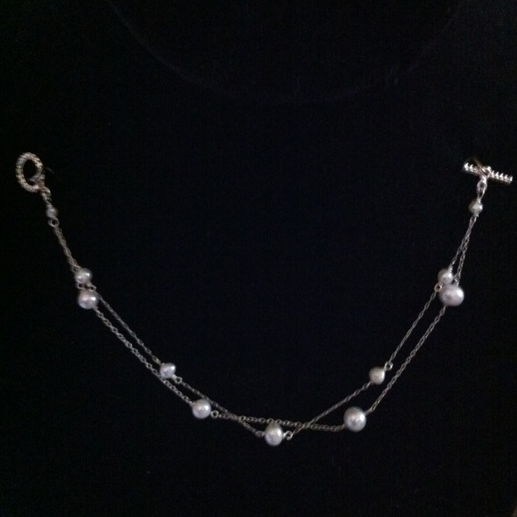 Authentic FW pearl & SS bracelet