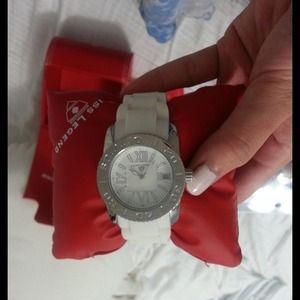 NIB White/Silver Swiss Legend watch