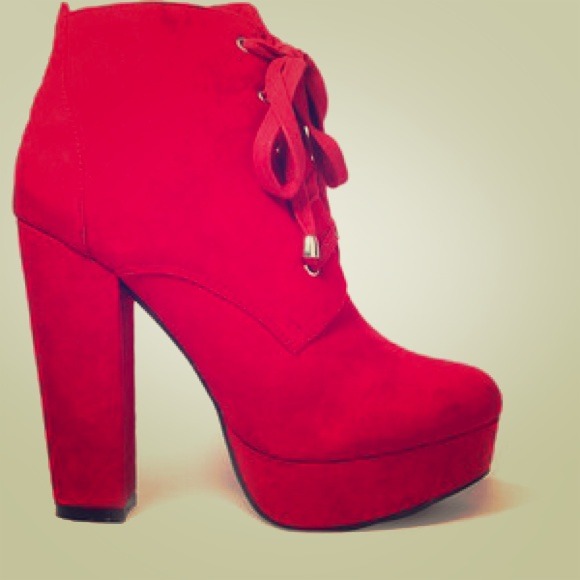 Forever 21 Red Boot Platform.. 50% OFF!