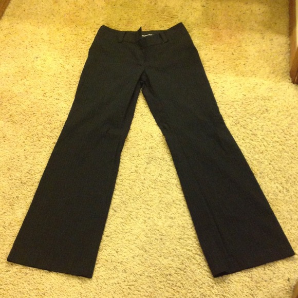 Express design studio black pinstripe pants sz 4