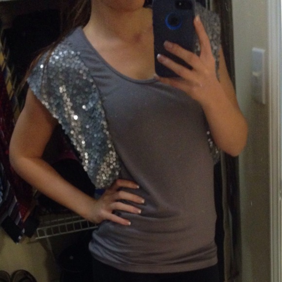 NWT Gray and Silver Sequin Sleeve Blouse - Picture 5 of 5