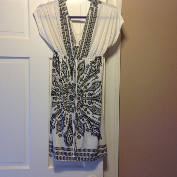 Top NOW ONLY 5.00