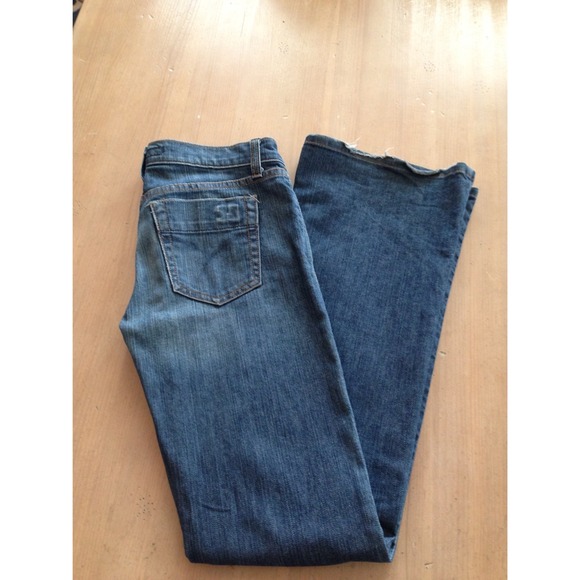 RESERVED Joe's flared jeans - size 27