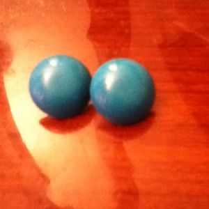 Turquoise circle button earrings