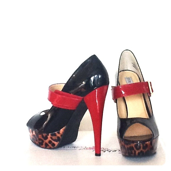 Shoes - Picture 1 of 1