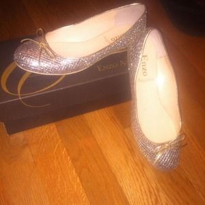 🎀Silver and Gold Flats