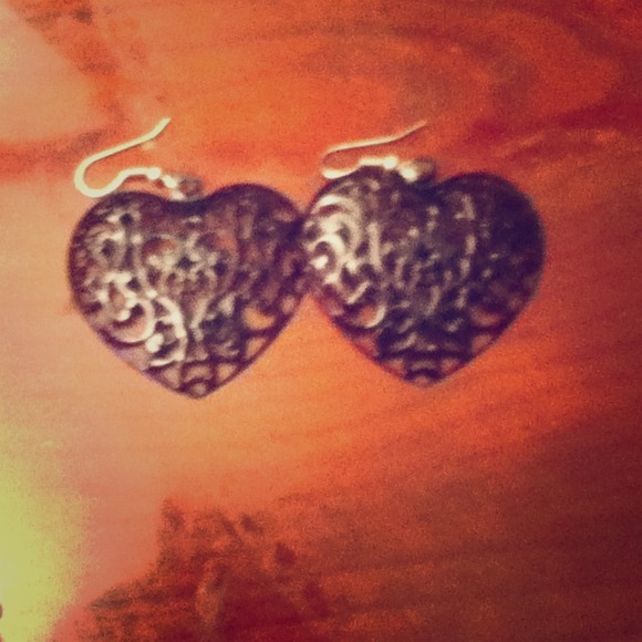 ❤Heart shaped earrings ❤