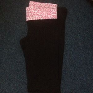 ✋✋SOLD IN BUNLDE✋✋VS PINK Yoga Pants! S