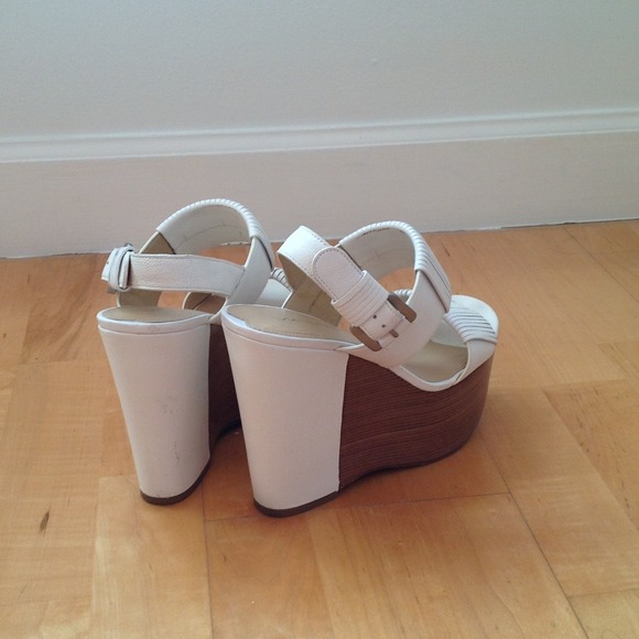 Via Spiga white leather platforms - Picture 4 of 4