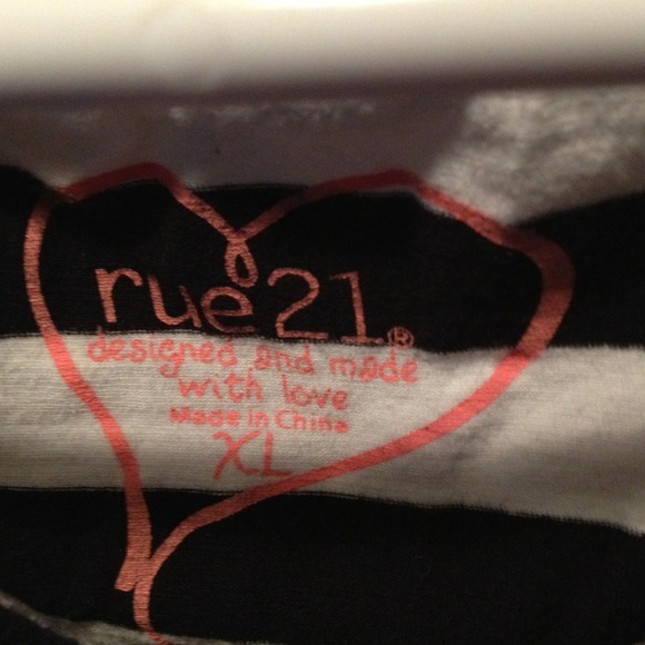 Long Rue 21 Striped V Neck - Picture 2 of 2